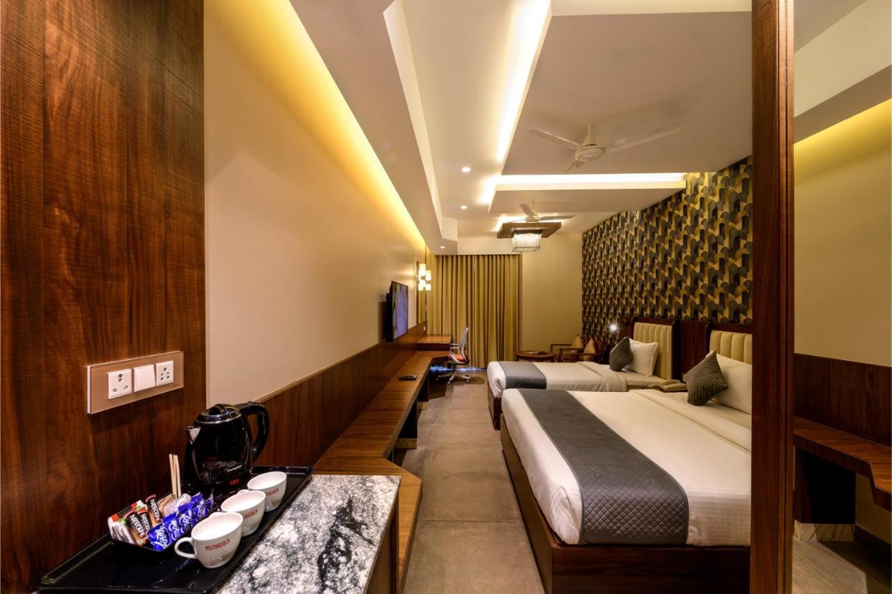 Sundex Hotel Thanjavur Exteriér fotografie